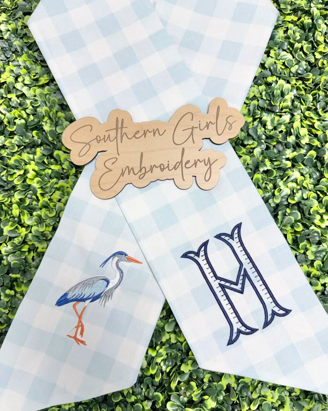 Blue & White Wreath Sash with Crane