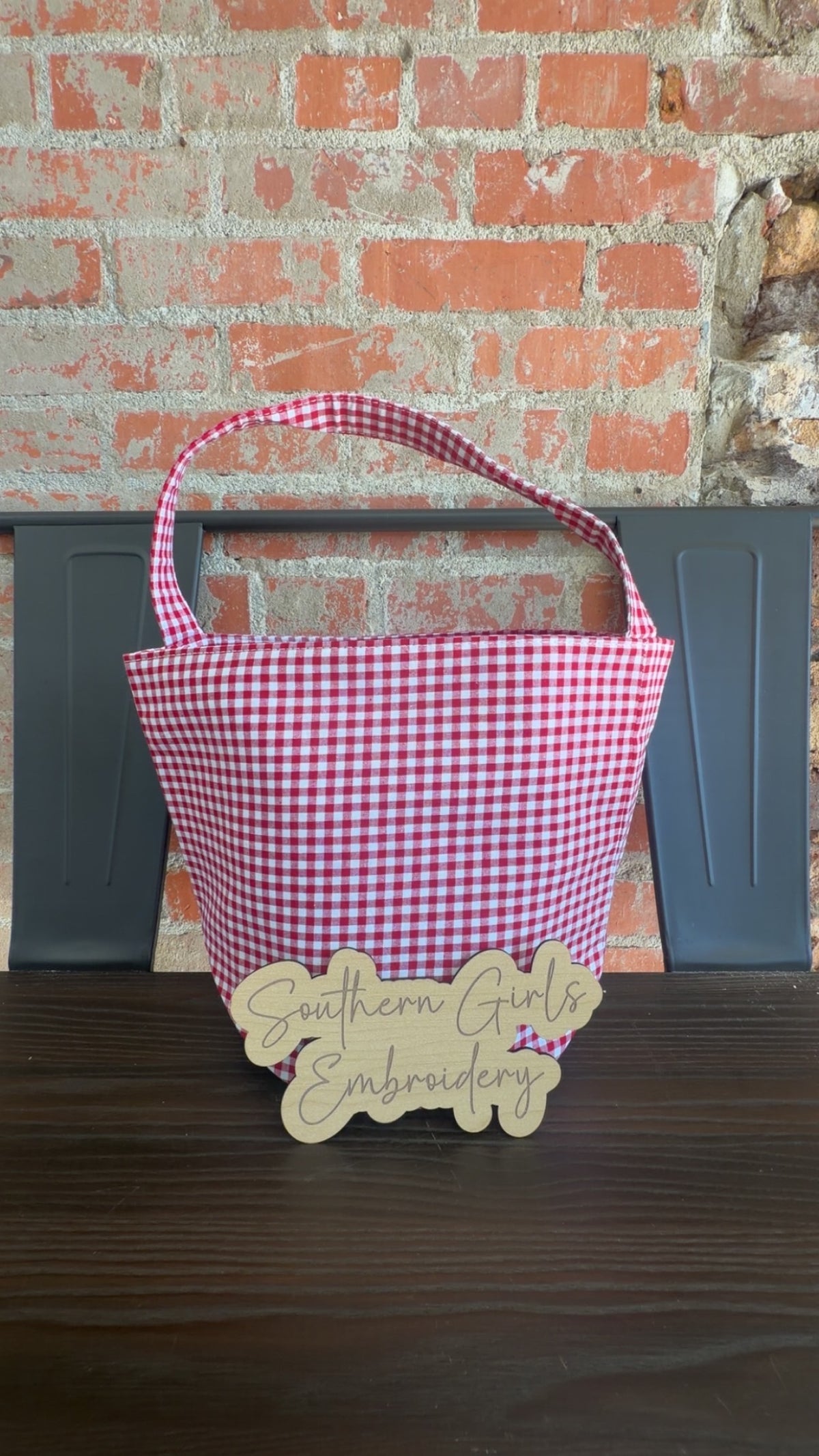 Bucket Bag w/ Embroidery 1 Name