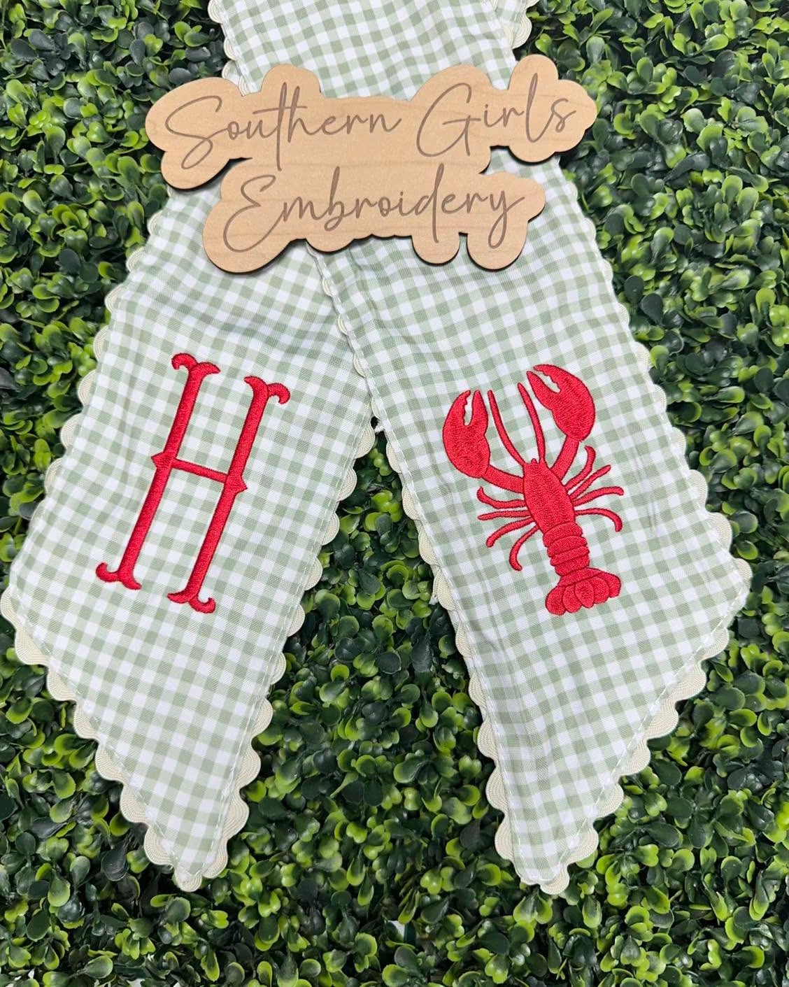 Green & White Wreath Sash with Lobster